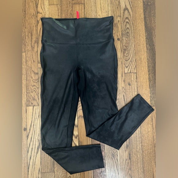 SPANX  Faux Leather Leggings - Picture 2 of 4